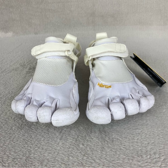 Vibram KSO Five Finger Women's Water Shoes EU 38 US 7 7.5 White Hiking - Picture 5 of 12